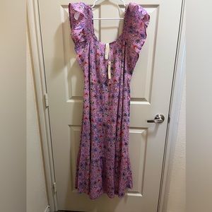 Large maxi dress. Off or on shoulder